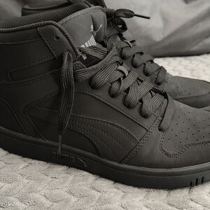Puma Men's Black High-Top Sneakers